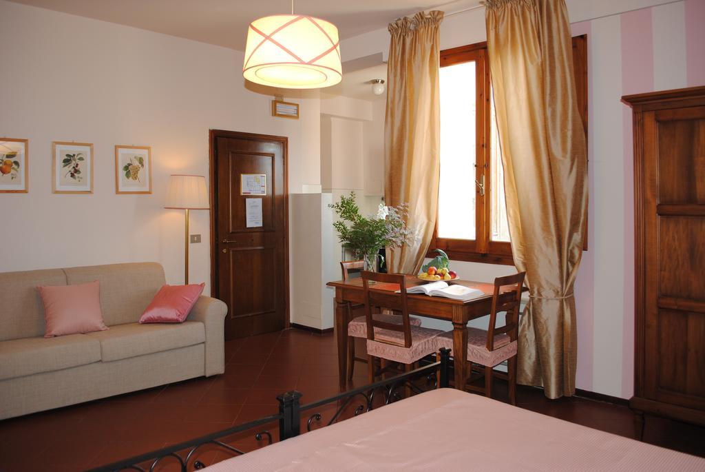 Residence La Medicea Florence Room photo